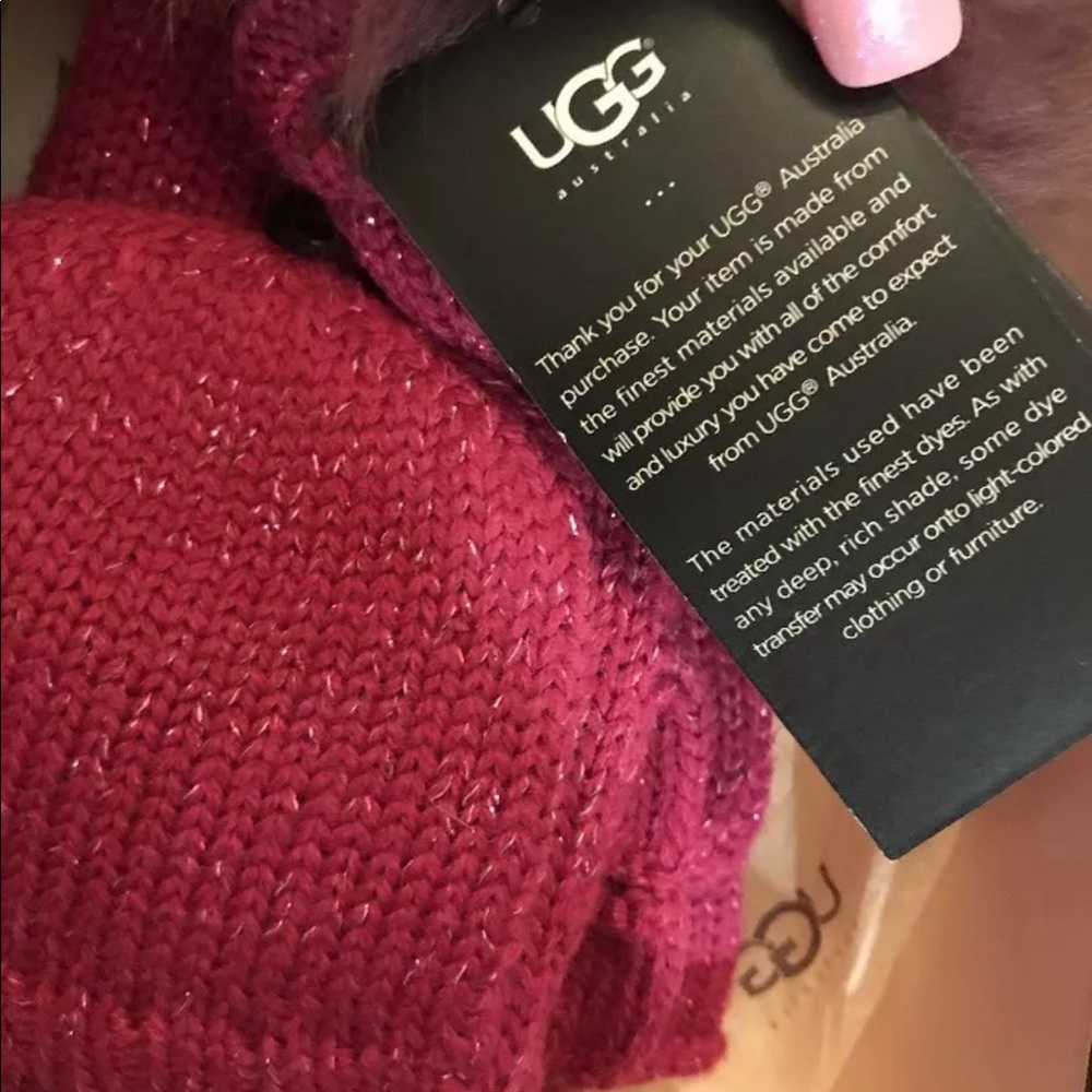🛍HP🛍 Ugg Australia Nyla Flip Mitten Faux Fur Cuff - Picture 8 of 11
